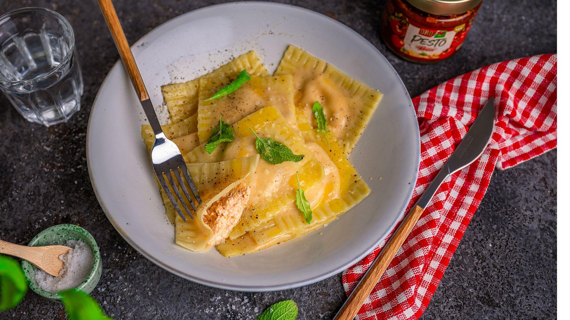 Stuffed Pasta with Pesto Rosso & Ricotta