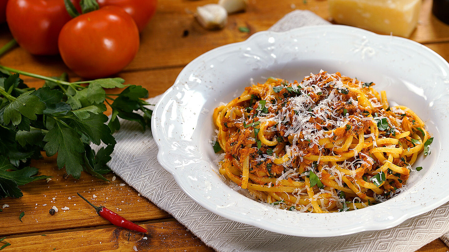 Linguine mit Thunfisch und Sardellen 