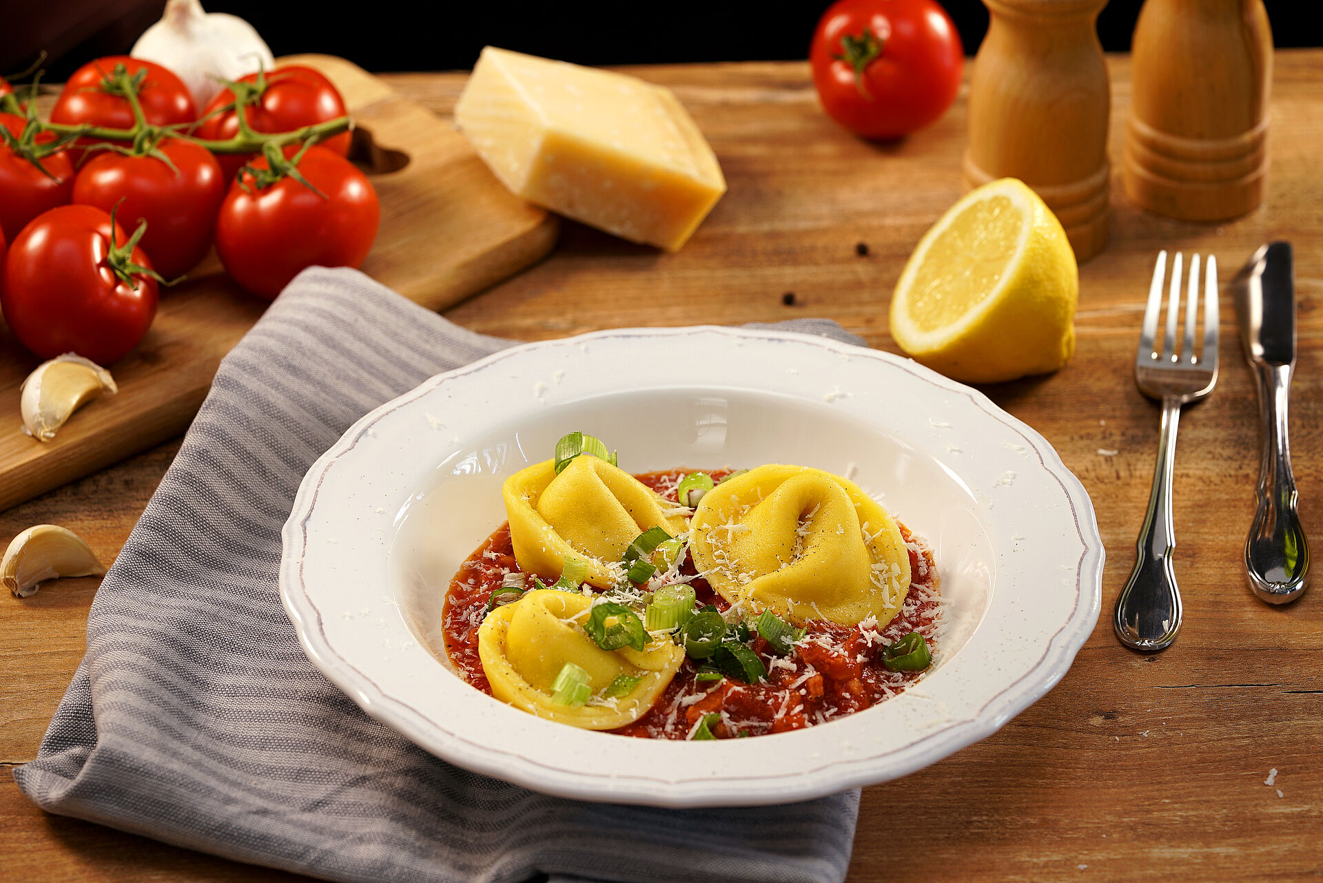 Tortellini in Tomaten-Bacon-Sauce 