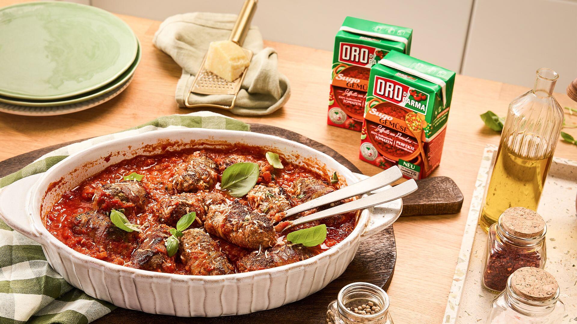  Italian Meatballs in a Spicy Tomato Sauce