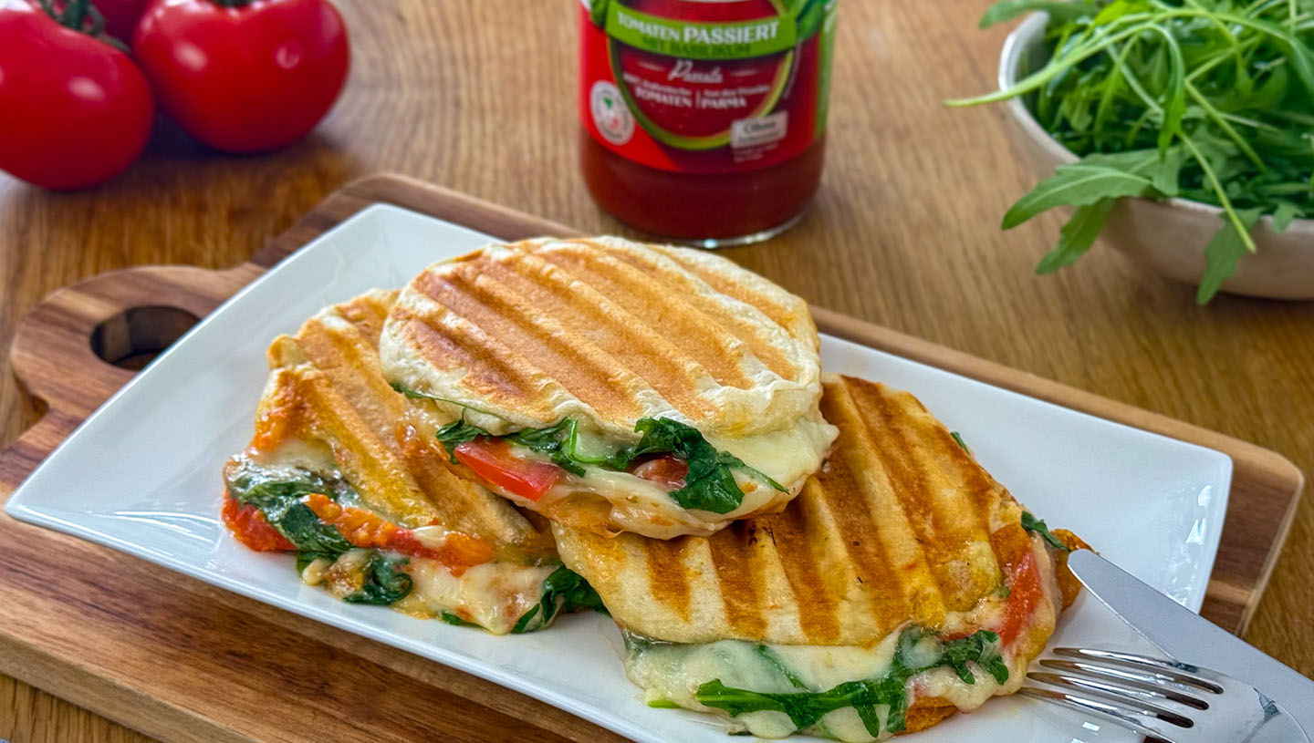 Panini aus Brötchen Teig